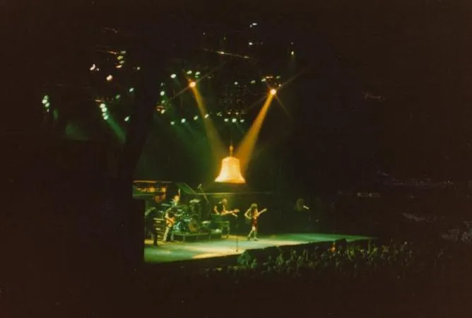 AC/DC na koncercie w Birmingham w 1981 roku